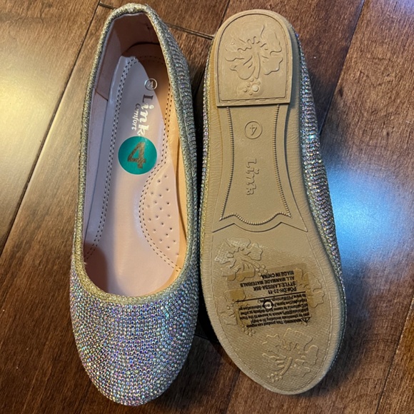 Link Comfort Larissa Rhinestone Crystal Bling Girls' Ballerina Flat Shoes NWOT - Picture 2 of 2